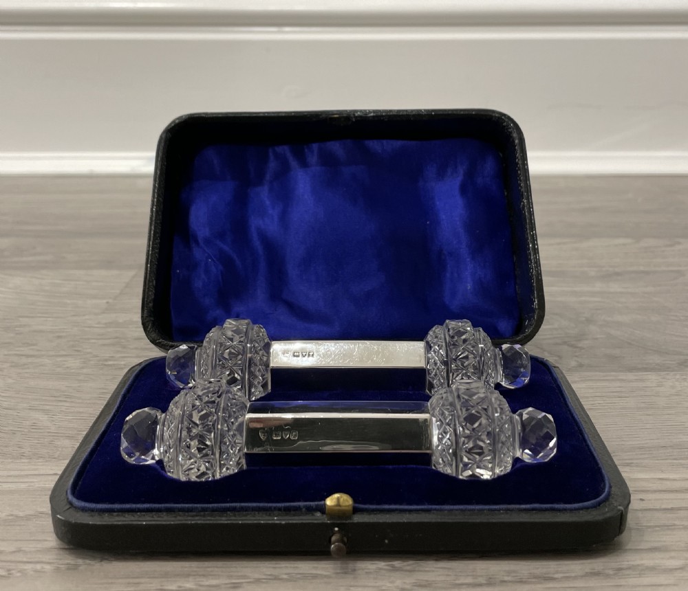 Super Pair of George V Solid Silver & Cut Glass Knife Rests View VII