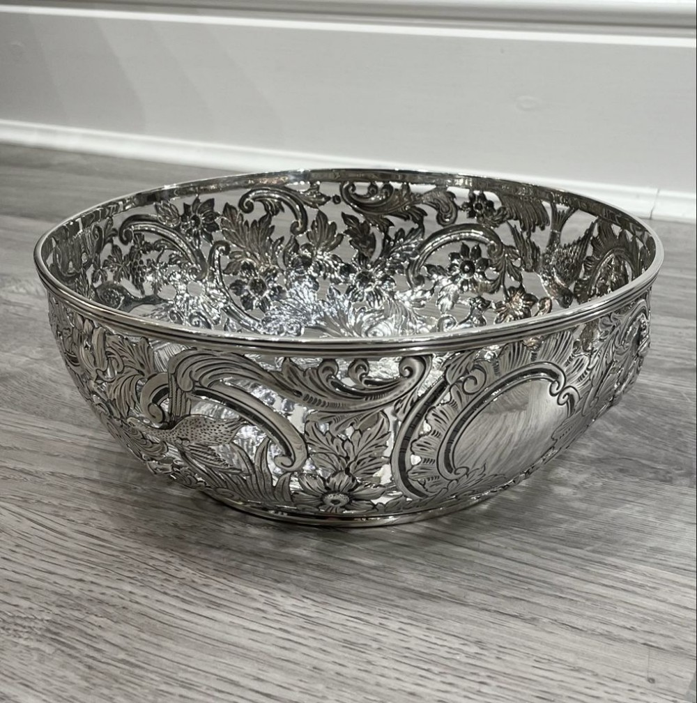 Stunning Edwardian Solid Silver Bowl, Chester 1900