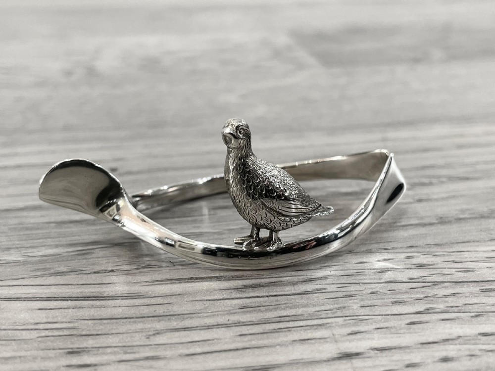 Unusual Pair of George V Silver Wishbobe Napkin Rings View II