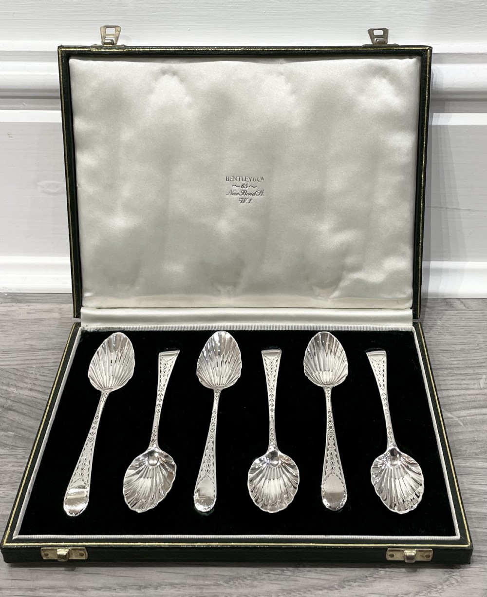 Set of Six George III Silver Shell Bowl Teaspoons, 1802