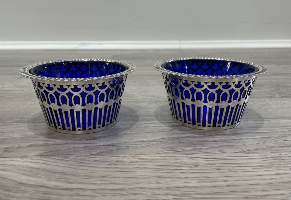 Pair of Victorian Solid Silver Dishes, 1899
