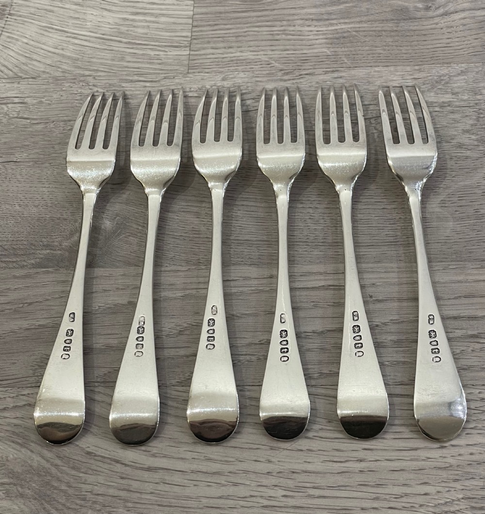 Good Set of Six George III Dinner Forks, 1792 - 1794 View V