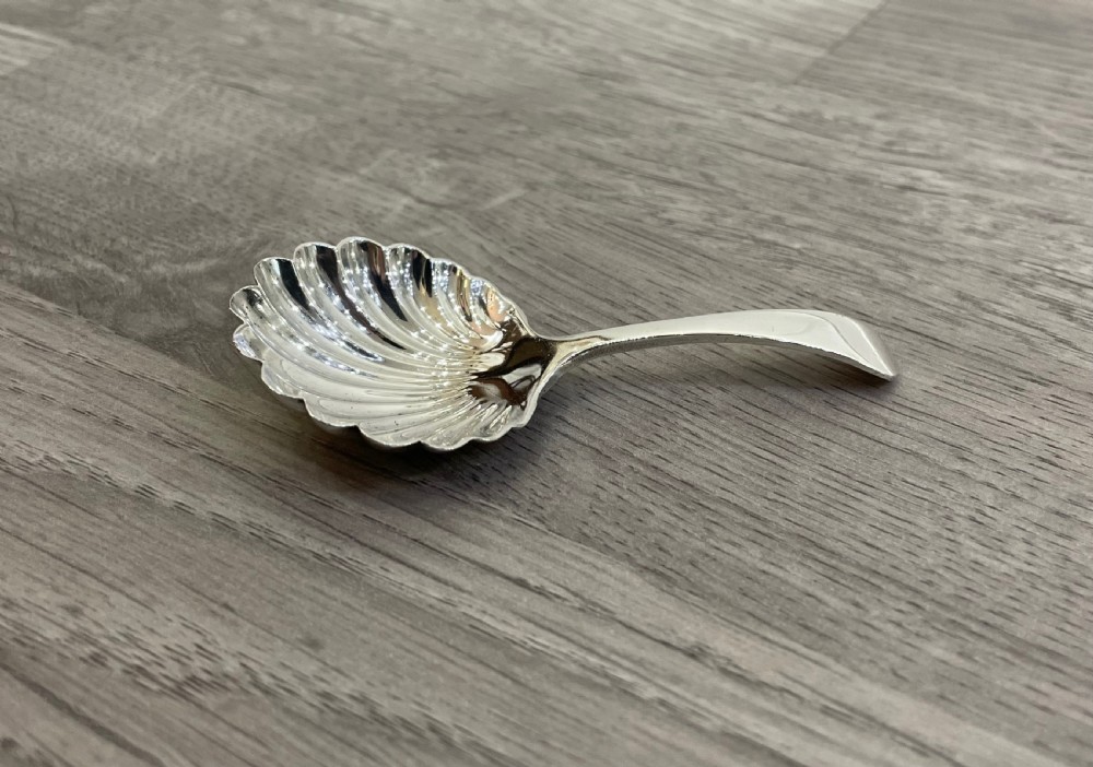 Victorian Silver Shell Bowl Caddy Spoon, 1898 View VI