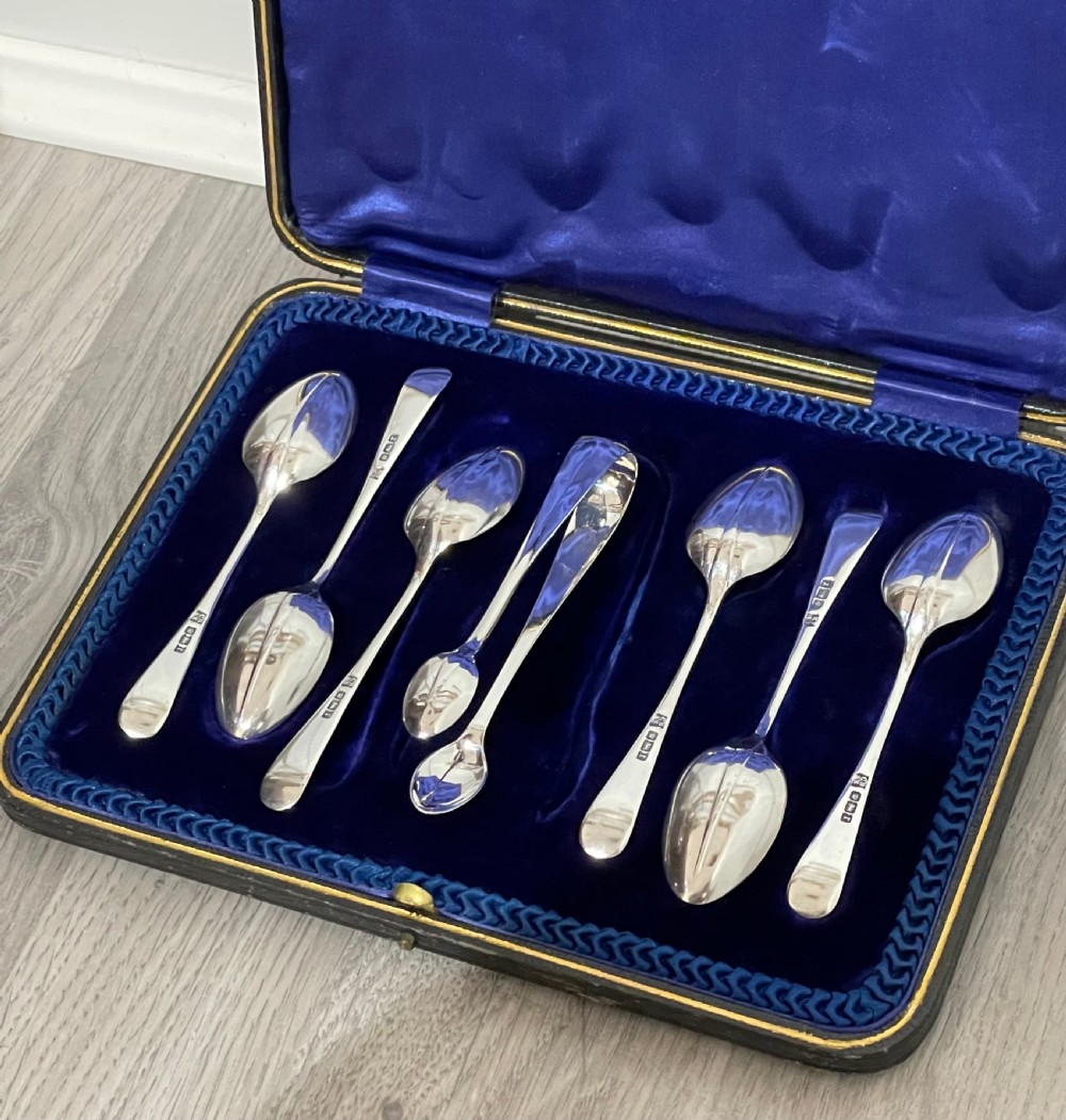 Set of Six Edwardian Silver Teaspoons and Tongs, Sheffield 1909 by Cooper Brothers & Sons Ltd View II