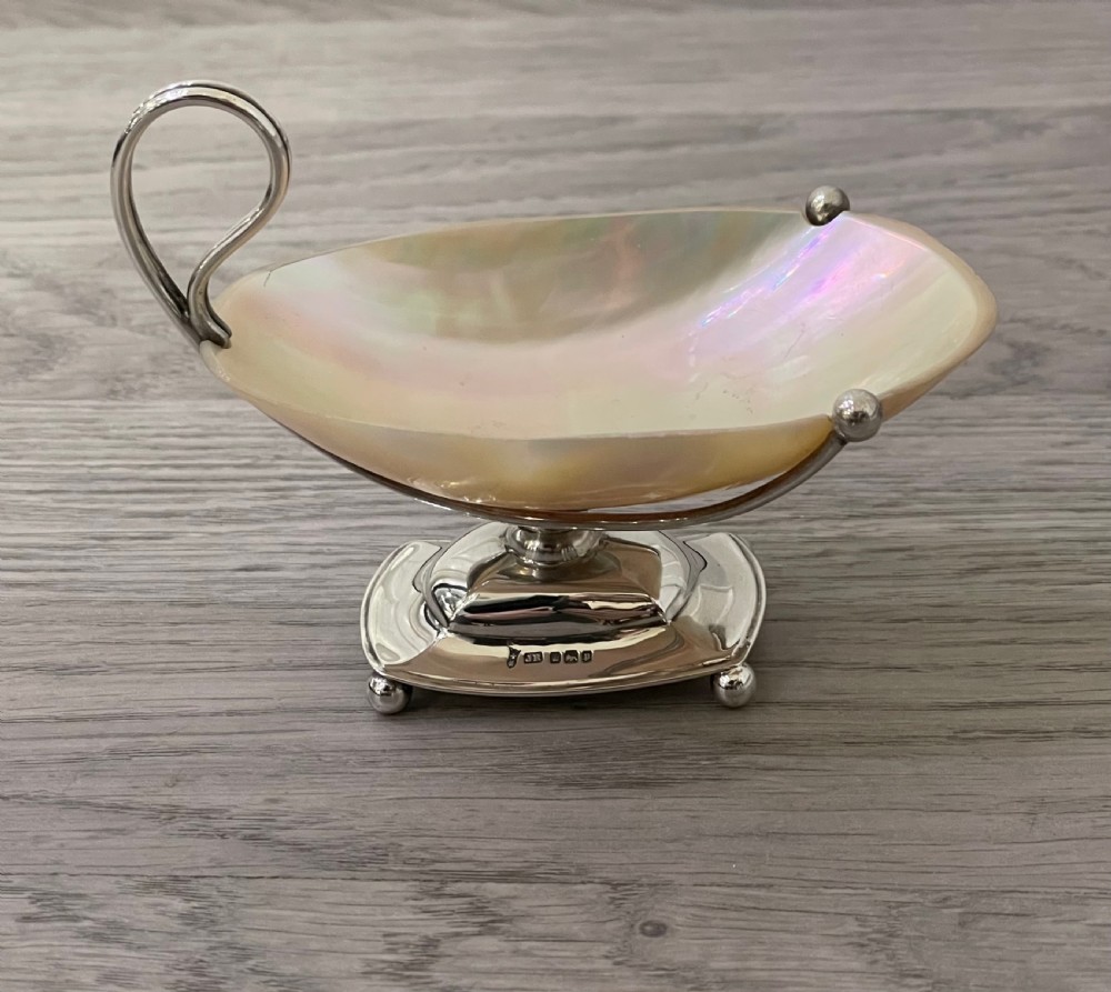 Beautiful Edwardian Silver & Mother of Pearl Bon Bon Dish