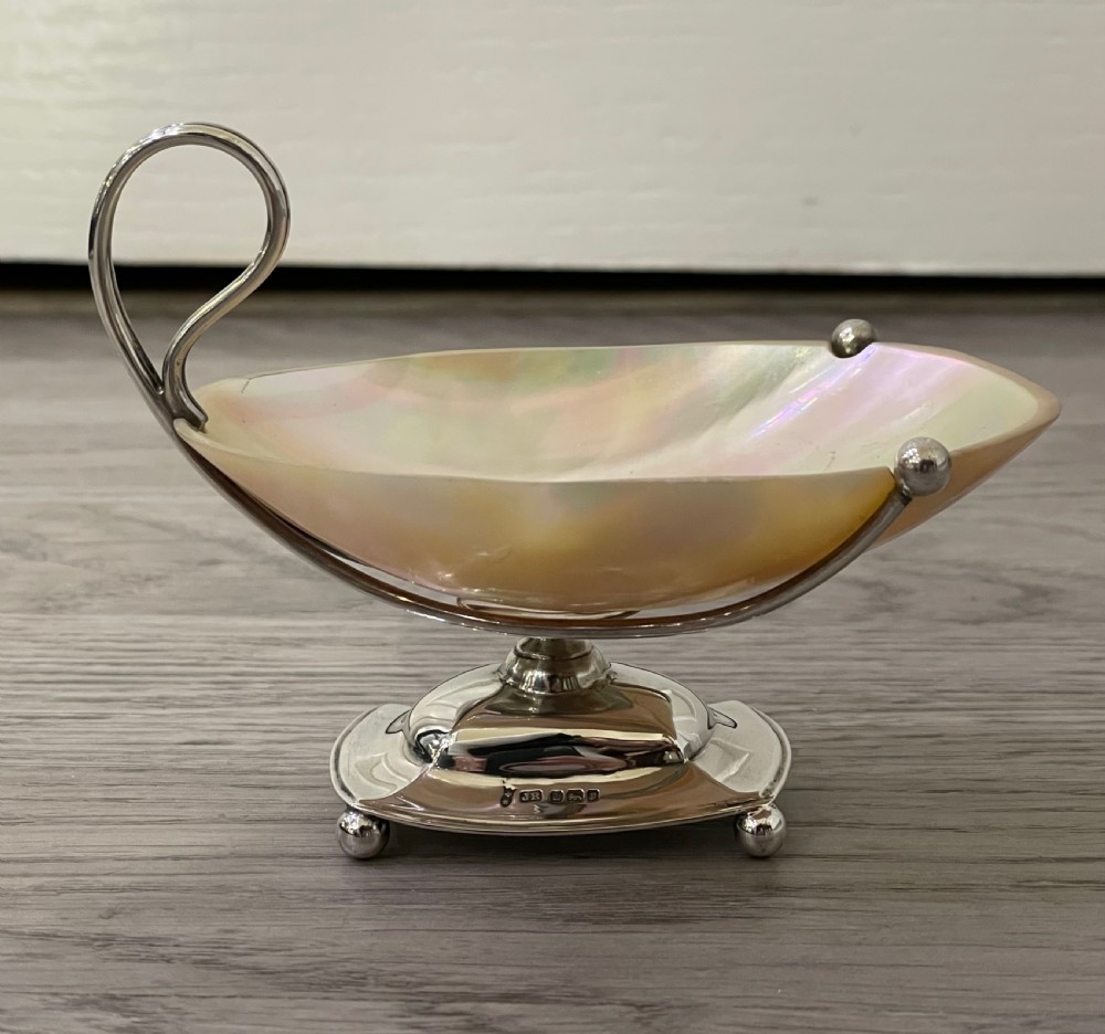 Beautiful Edwardian Silver & Mother of Pearl Bon Bon Dish View VII