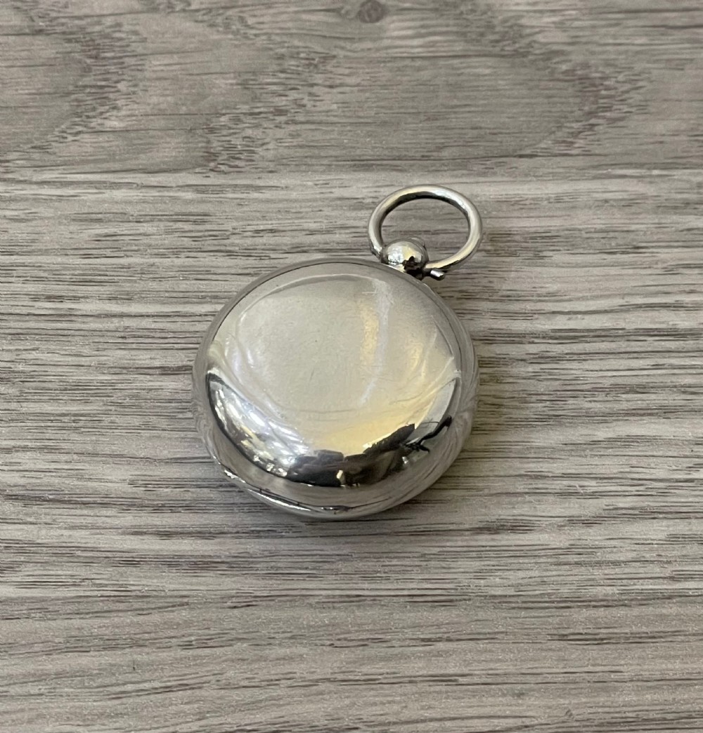 Heavy Edwardian Solid Silver Sovereign Case by George Unite