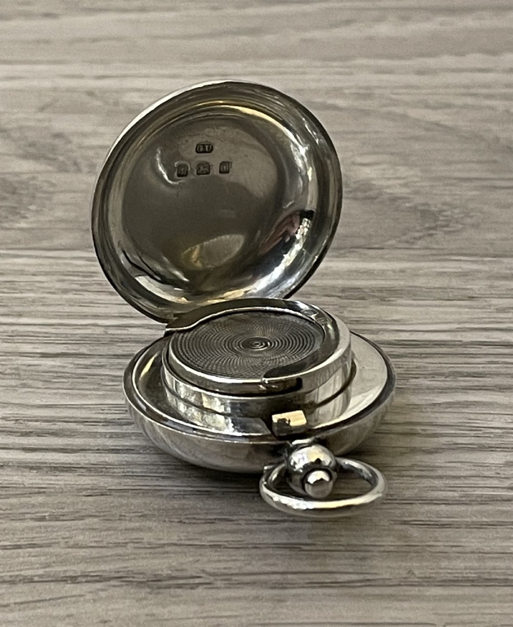 Heavy Edwardian Solid Silver Sovereign Case by George Unite View III