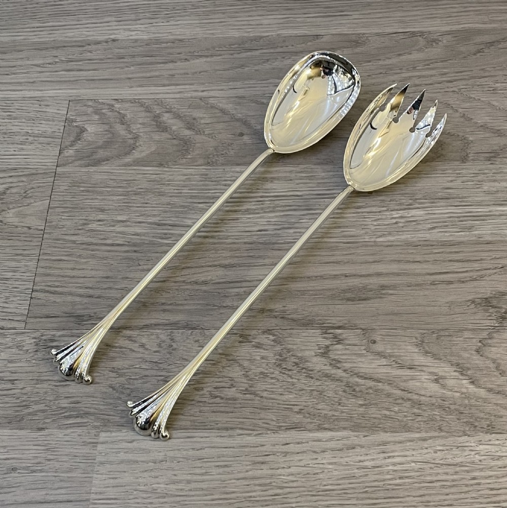Quality Pair of Victorian Solid Silver Onslow Salad Servers 