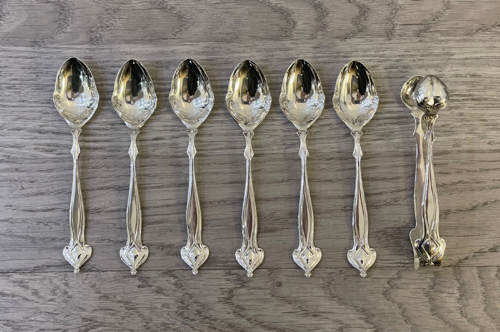 Cased Set of Art Nouveau Solid Silver Spoons & Tongs View VII