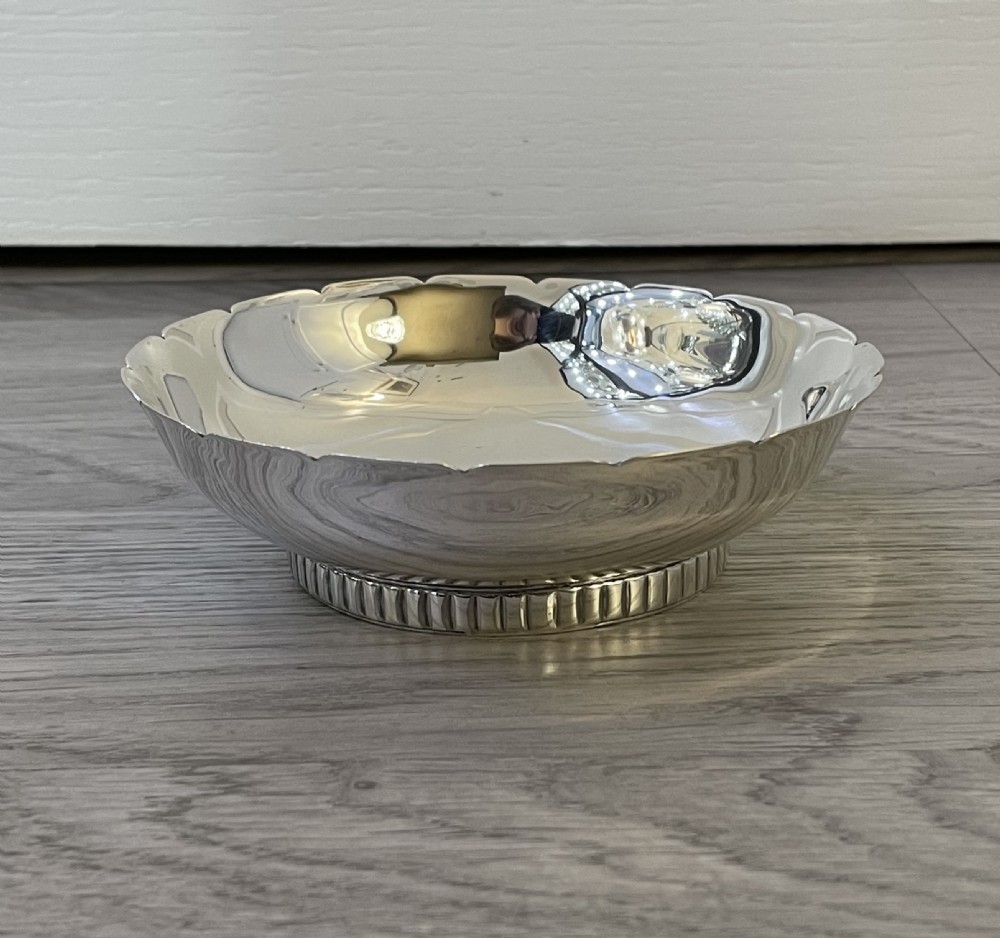 Solid Silver Shallow Bowl Dish, Chester 1951