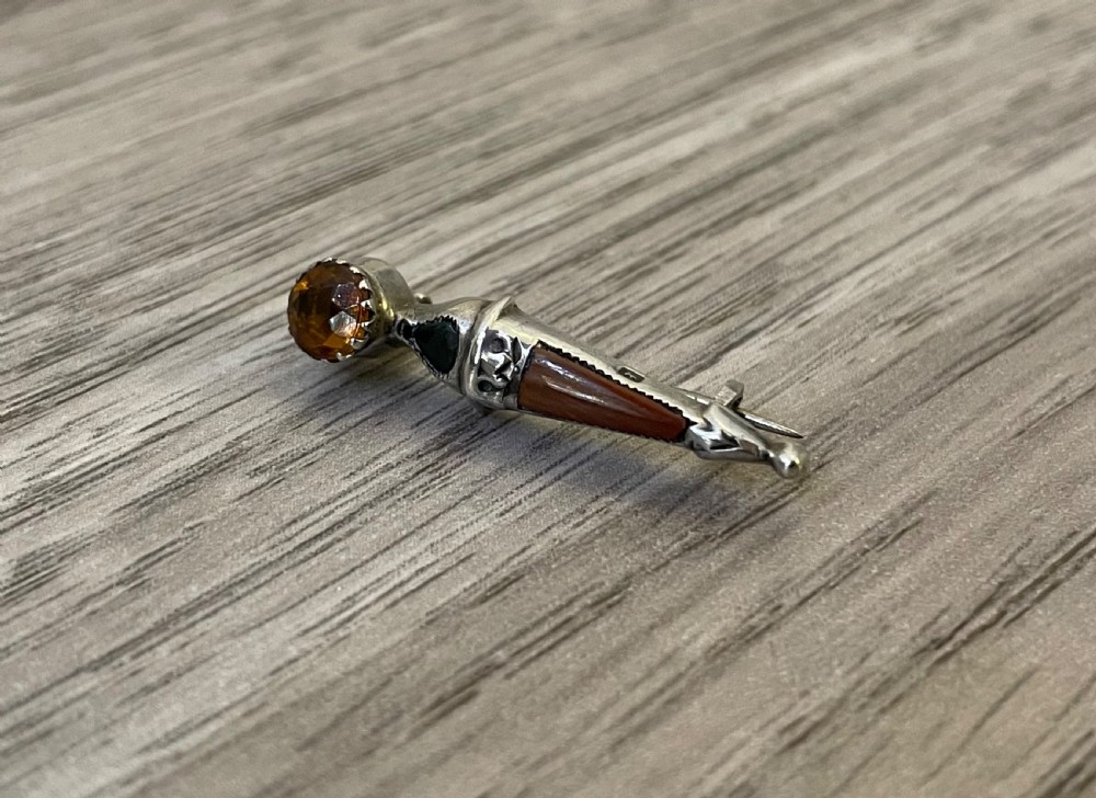 Edwardian Silver Scottish Sgian Dubh Brooch View II