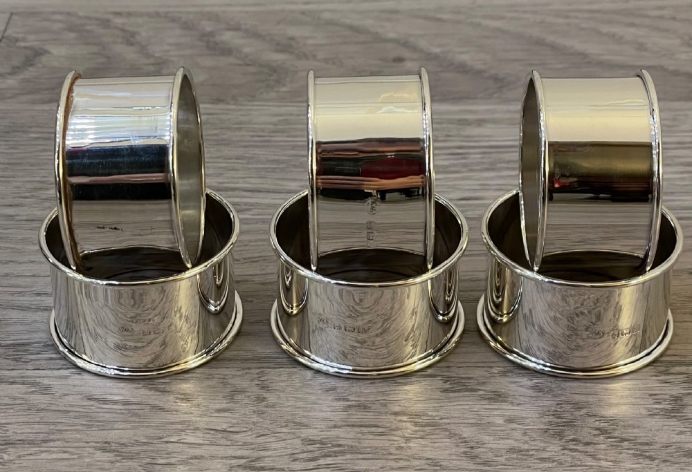 Set of Six Solid Silver Napkin Rings, 1922 View VI