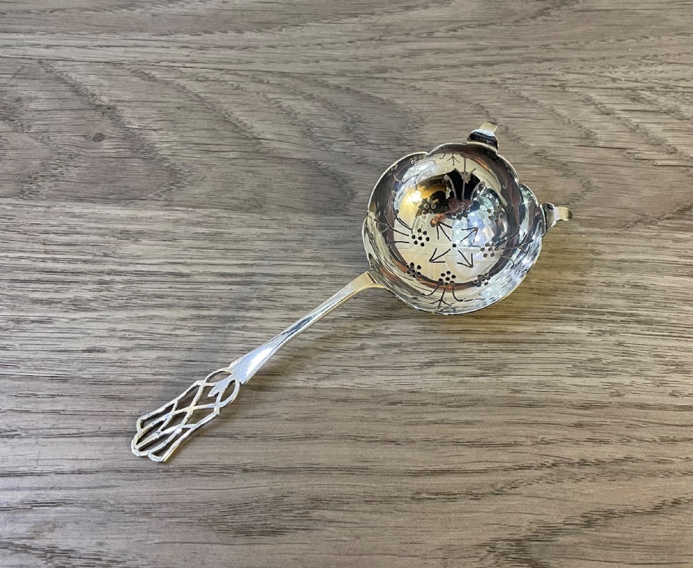 George VI solid silver tea strainer, 1939 View III