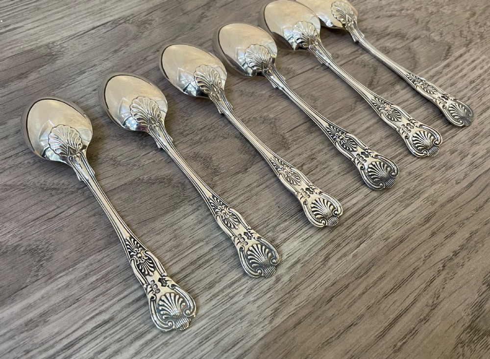 Quality Set of Six Silver Teaspoons, Kings Pattern View VII