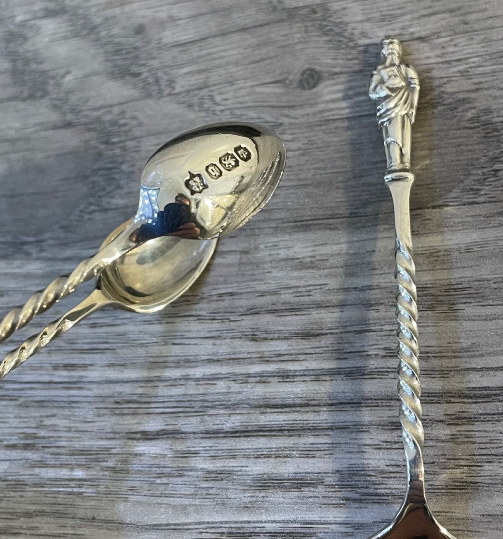 Good Set of Victorian Solid Silver Apostle Spoons and Tongs View VII