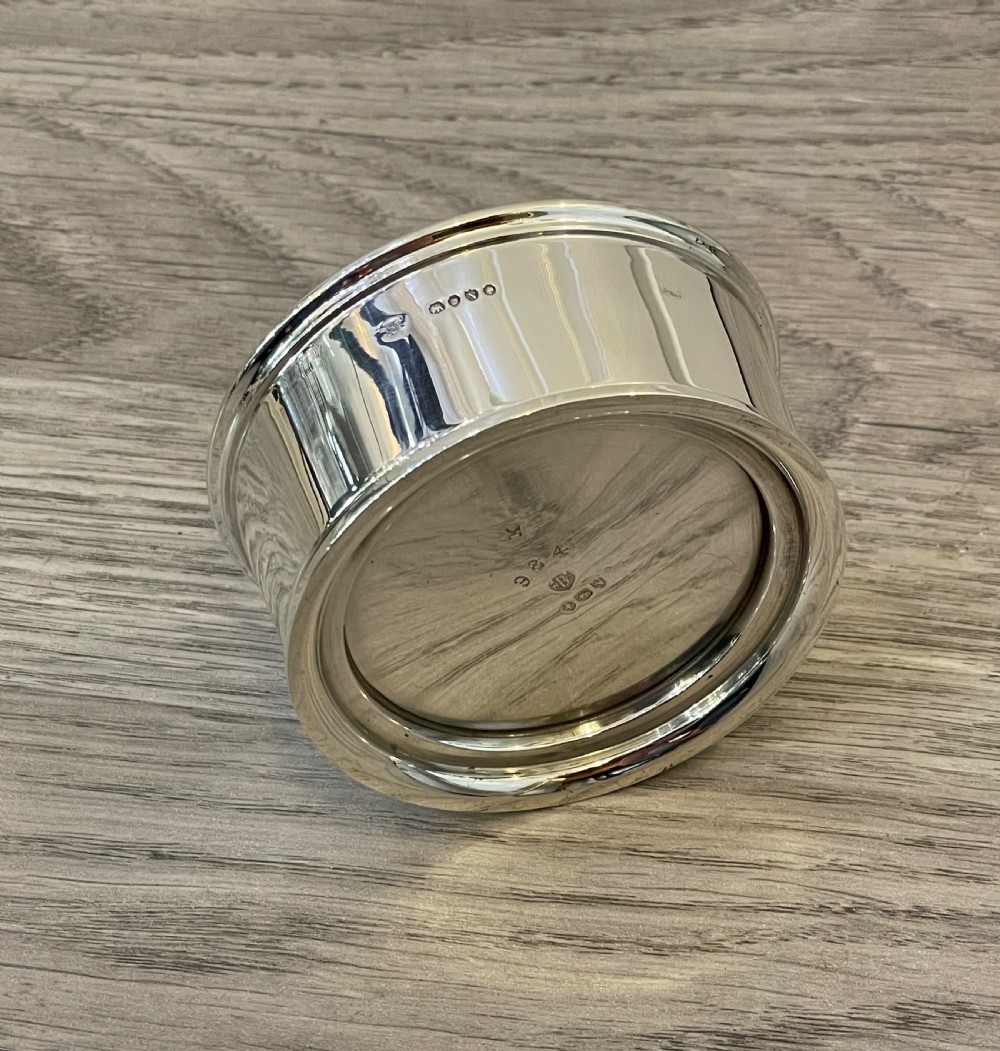 Victorian Solid Silver Collapsible Cup, 1888 View IX