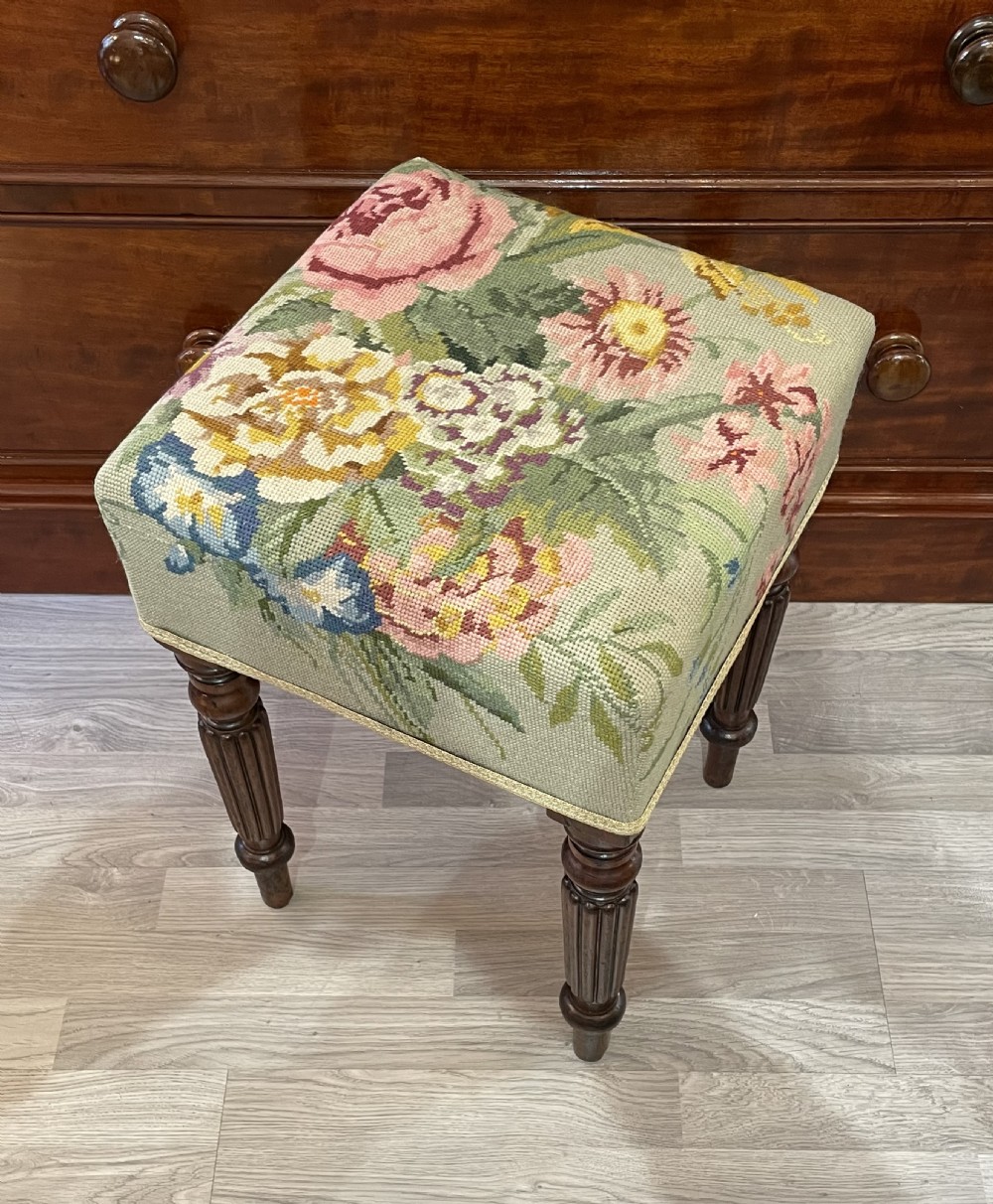 Georgian Mahogany Stool, attributed to Gillows View V