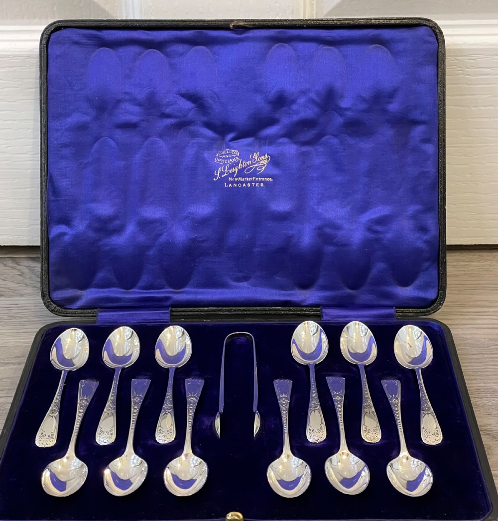Good Set of 12 George V Solid Silver Teaspoons and Sugar Tongs View VIII