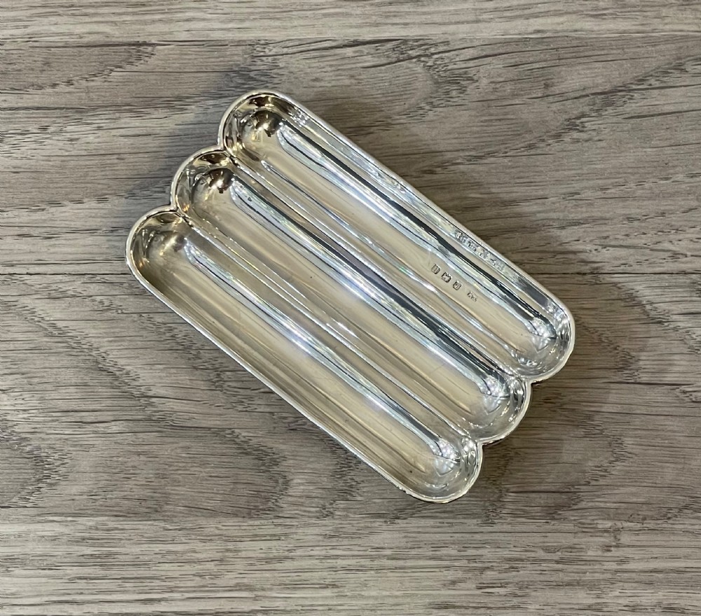 George V Solid Silver Cigar Rest Stand, 1919 View VI