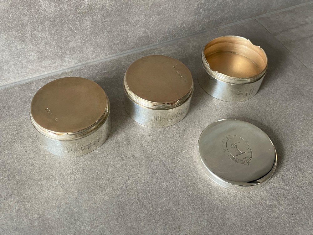 Rare Victorian Silver Picnic Condiment Set by Asprey and retailed by Leuchars  View XII