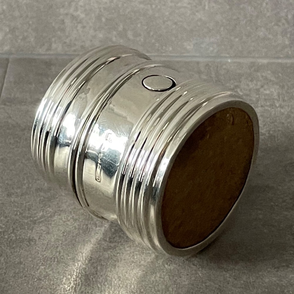 Edwardian Solid Silver Travelling Inkwell View VI