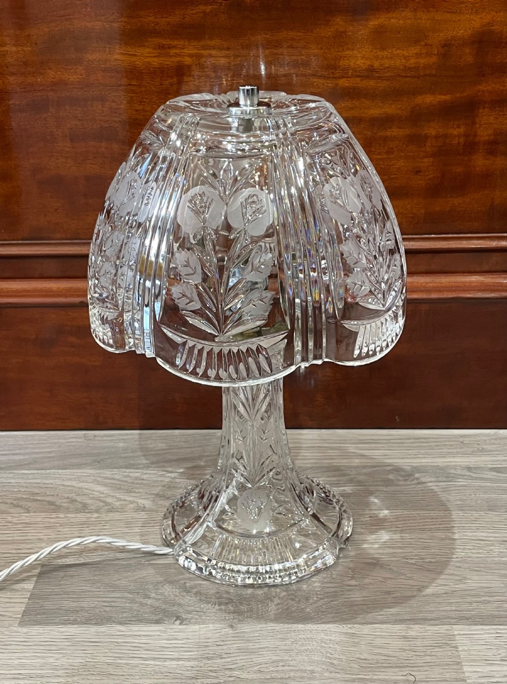 Early 20th Century American Cut Glass Table Lamp