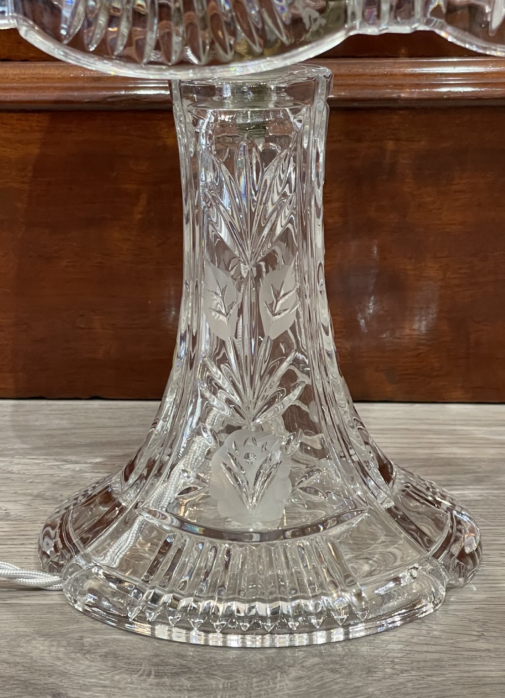 Early 20th Century American Cut Glass Table Lamp View IV