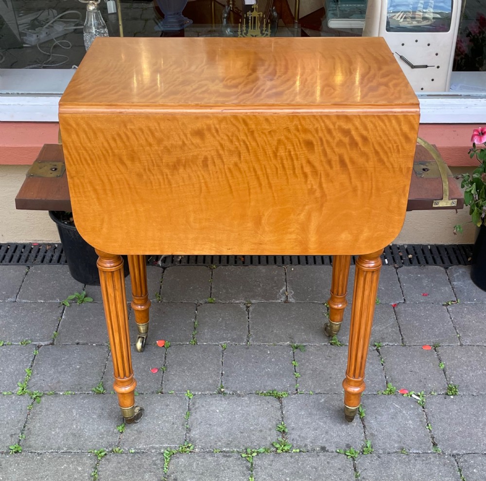 Quality Early Victorian Pembroke Table Bedside By Holland & Sons View X