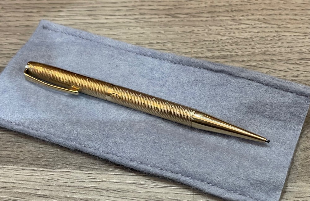 9ct Gold Yard of Led Propelling Pencil