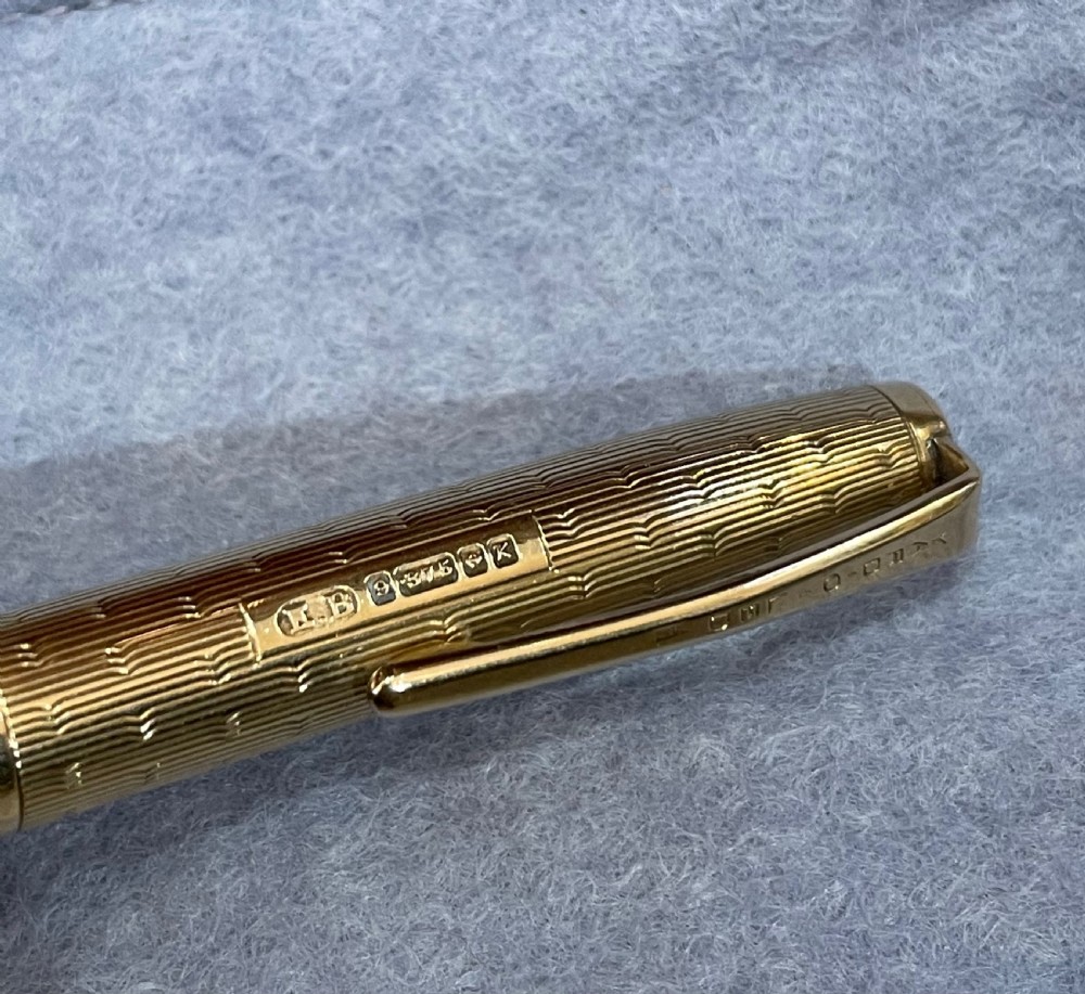 9ct Gold Yard of Led Propelling Pencil View III