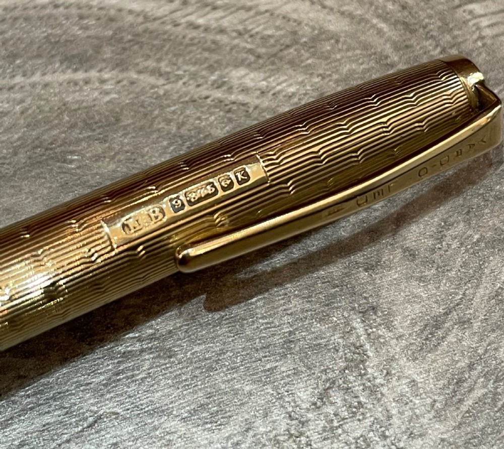 9ct Gold Yard of Led Propelling Pencil View IV