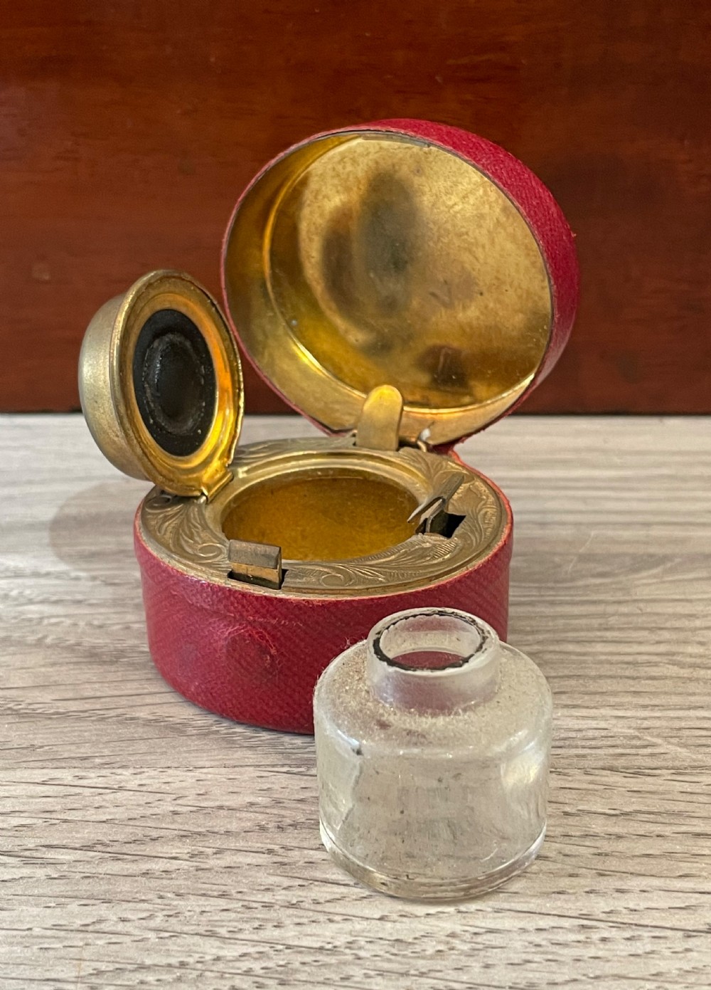 Victorian Gilt Brass & Leather Travelling Inkwell View IV
