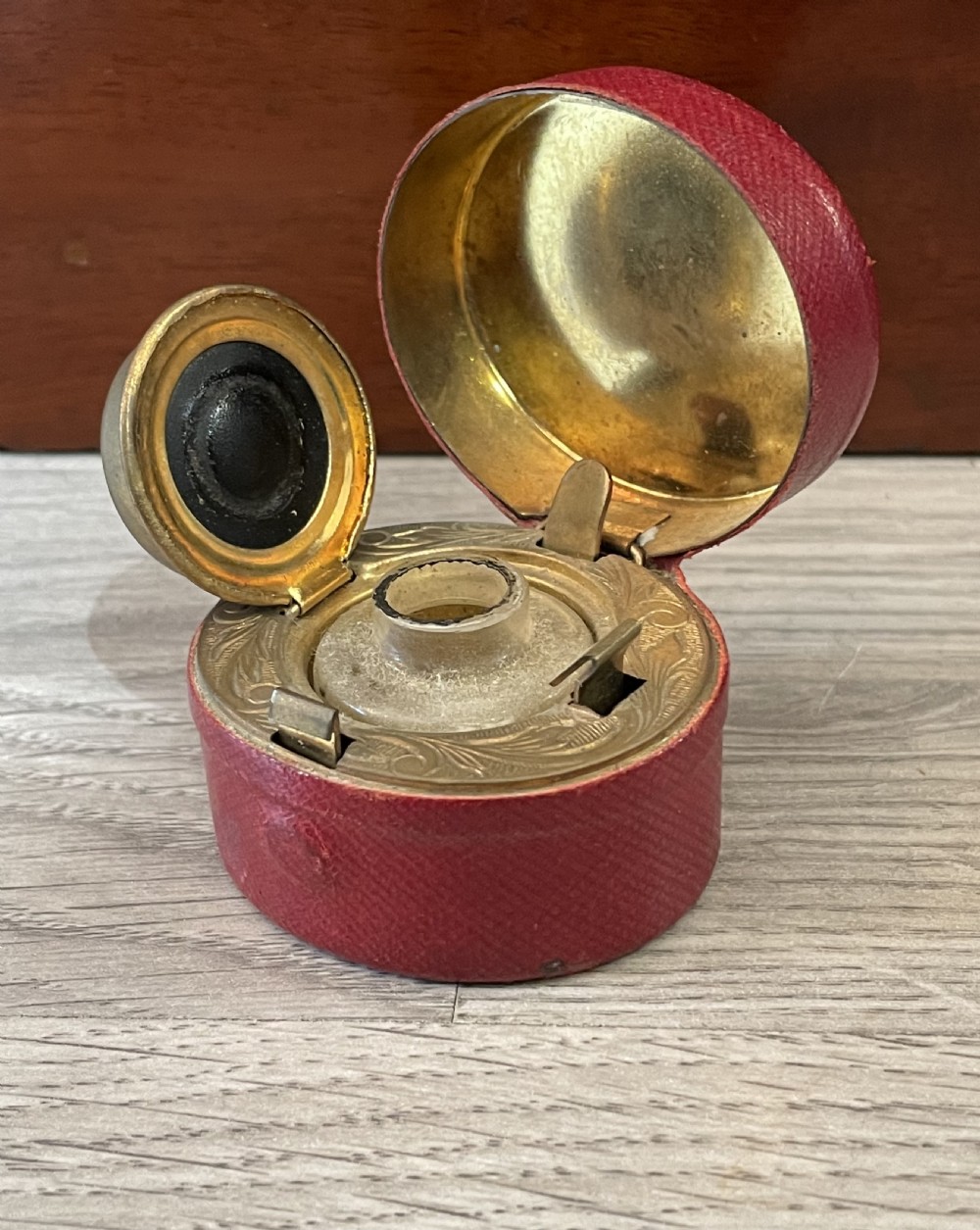 Victorian Gilt Brass & Leather Travelling Inkwell View V