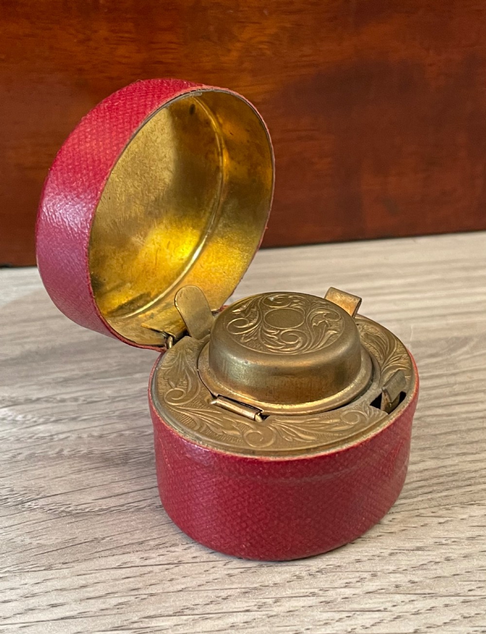 Victorian Gilt Brass & Leather Travelling Inkwell View VII