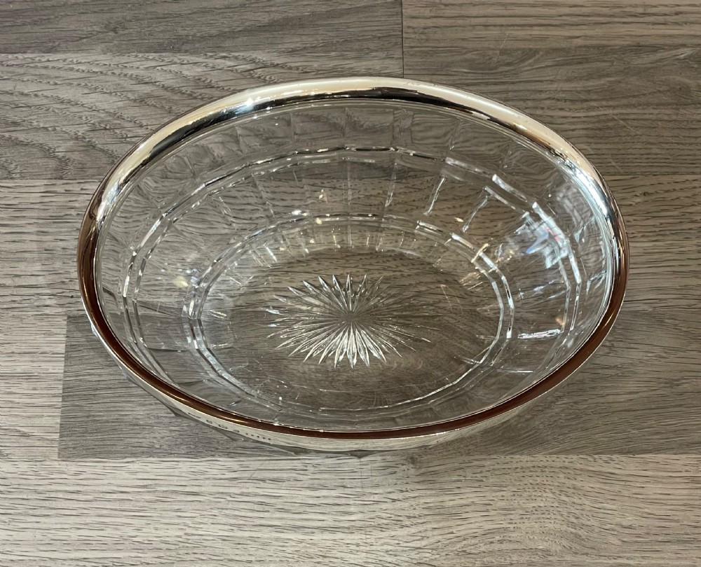 Stylish George V Silver & Cut Glass Fruit Bowl View V