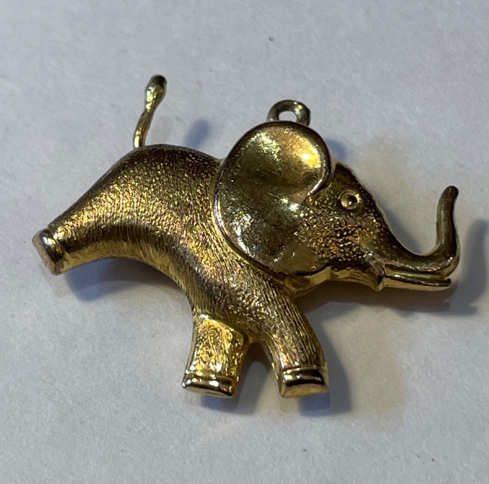 9ct Gold Elephant Charm Pendant  View IV