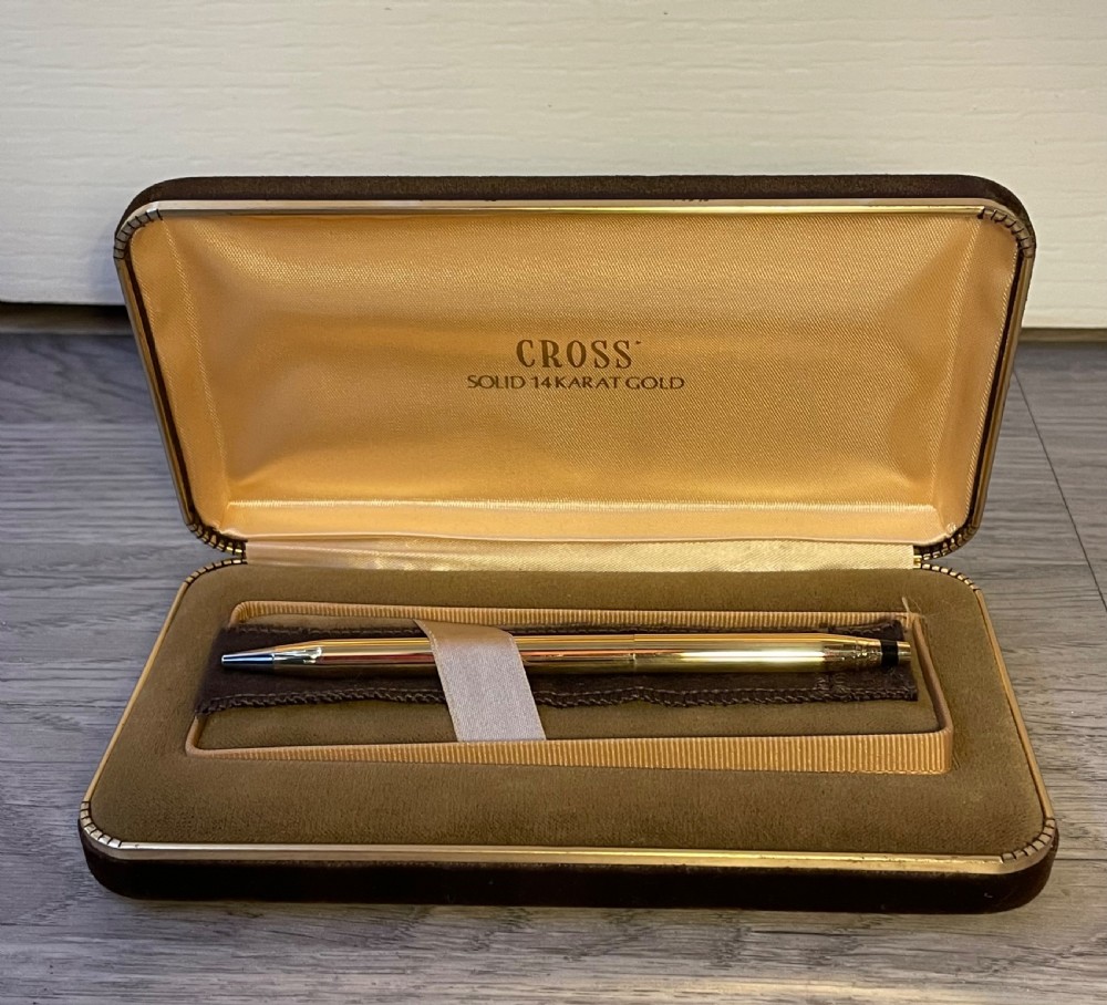 Cross 14 Carat Gold Pen in Original Case 