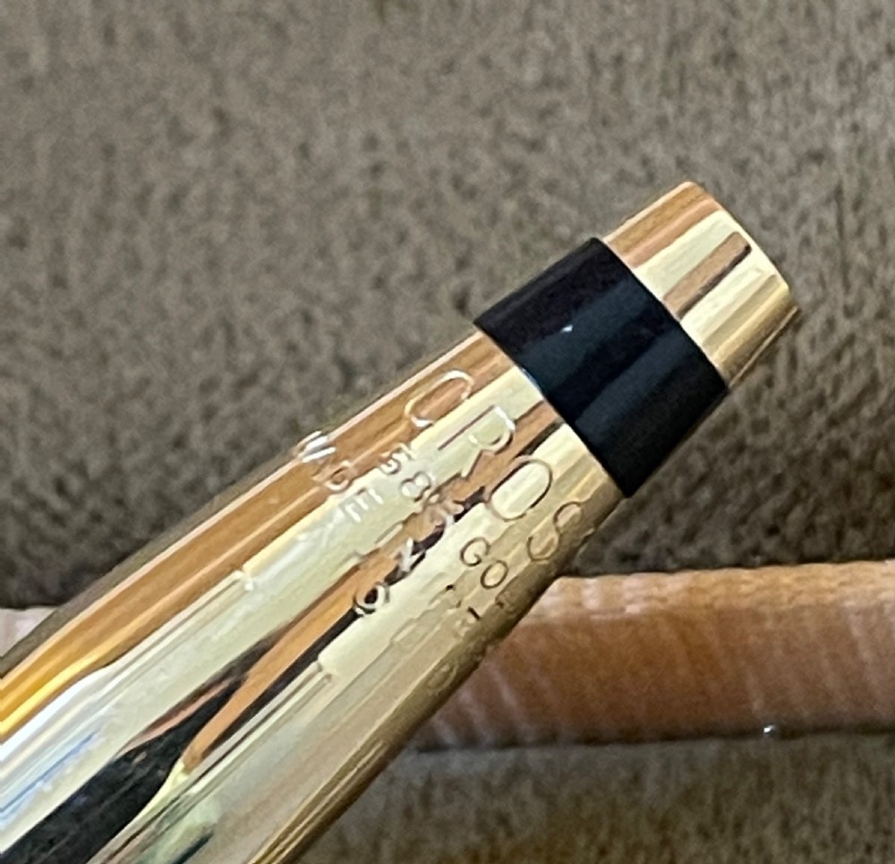 Cross 14 Carat Gold Pen in Original Case  View V
