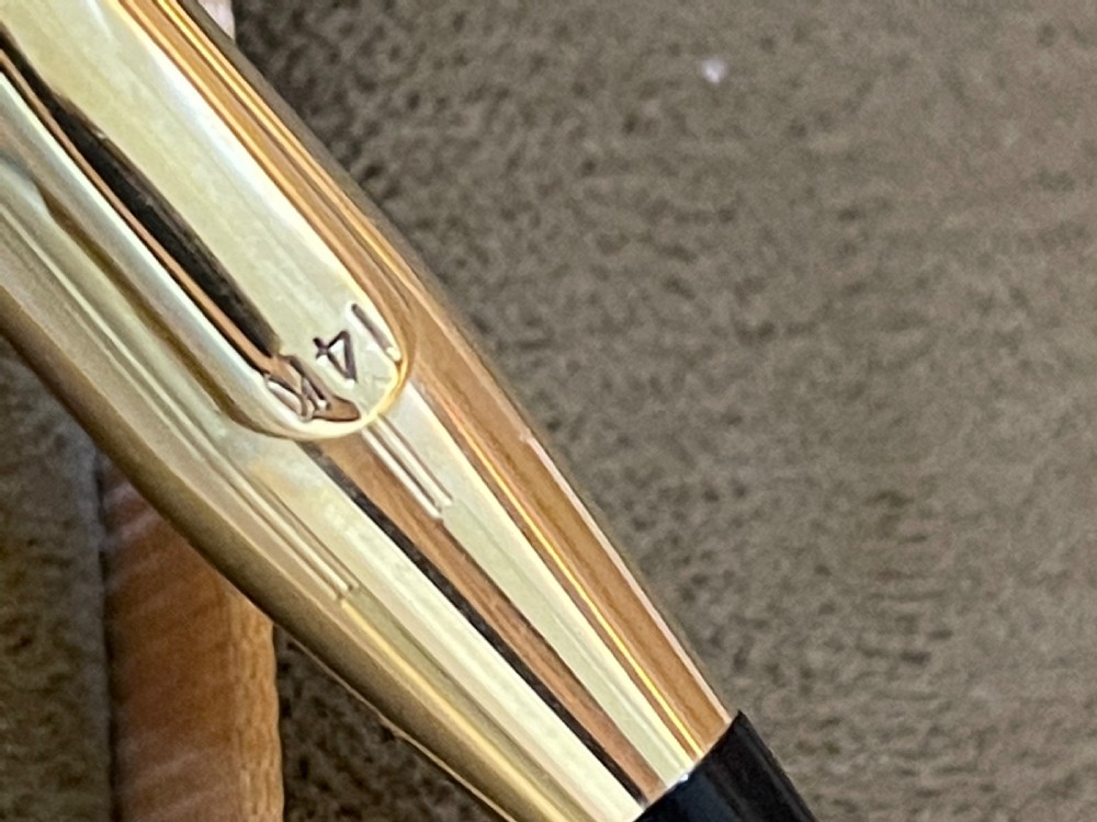 Cross 14 Carat Gold Pen in Original Case  View VII