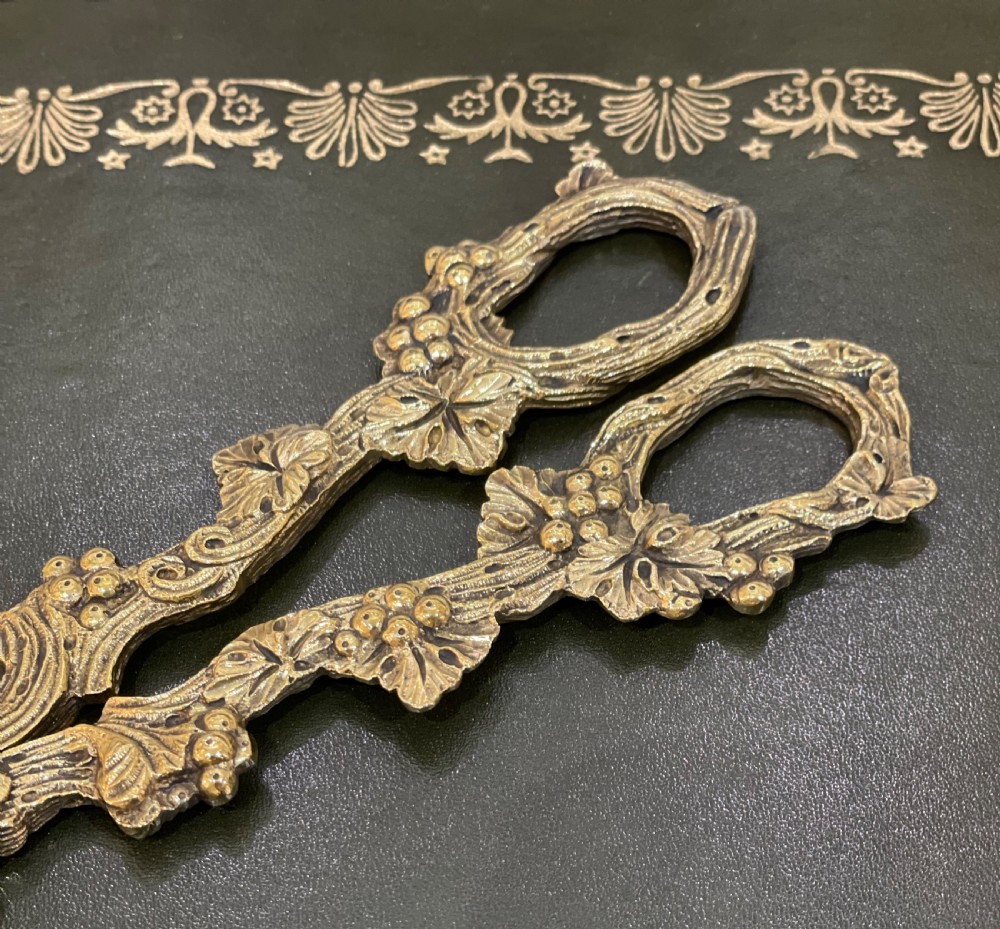 Quality Pair of Edwardian Silver Gilt Grape Scissors View III