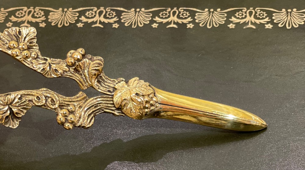 Quality Pair of Edwardian Silver Gilt Grape Scissors View VI