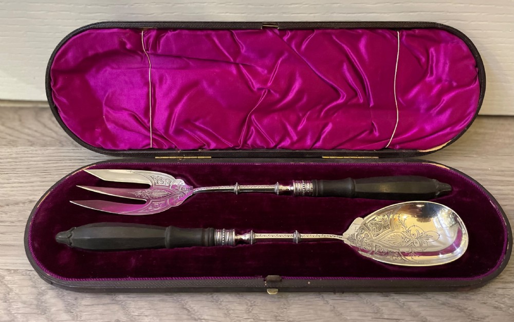 Fantastic Pair of Victorian Silver Salad Servers, Cased View III