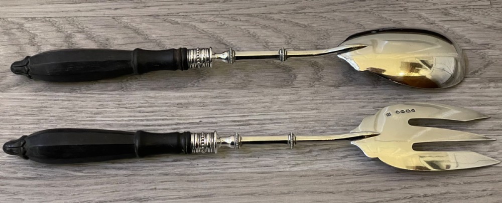 Fantastic Pair of Victorian Silver Salad Servers, Cased View V