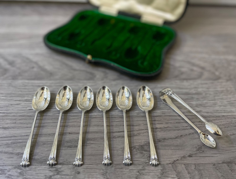 Edwardian Silver Teaspoon and Sugar Tongs in Fitted Case   View III