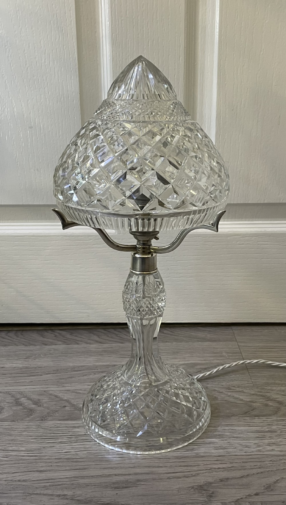 Quality 1930s Single Bulb Cut Glass Mushroom Lamp