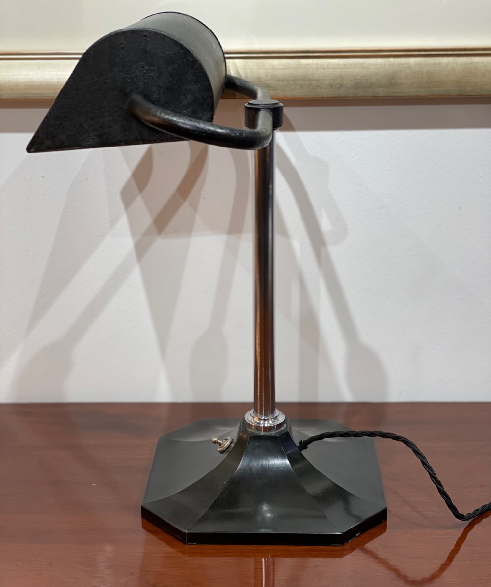 Bauhaus Bakelite & Chrome Bankers Lamp View II