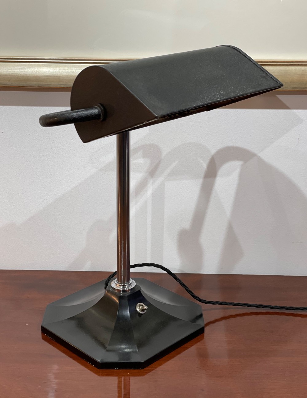 Bauhaus Bakelite & Chrome Bankers Lamp View IV
