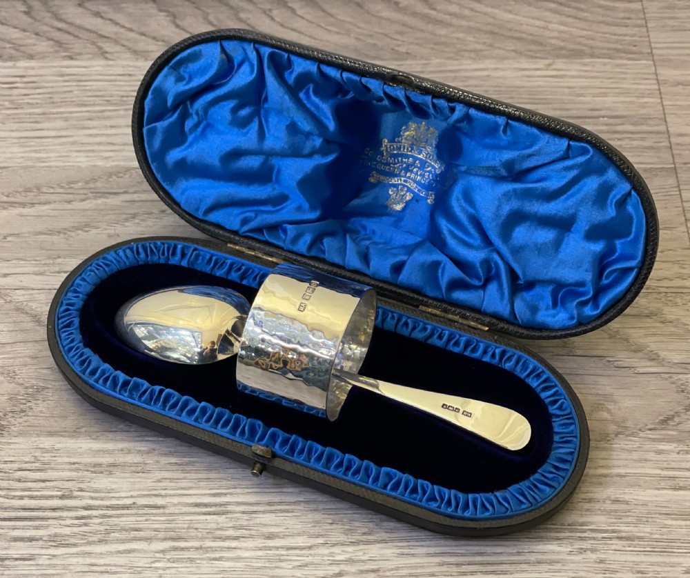 Quality George V Planished Solid Silver Christening Set