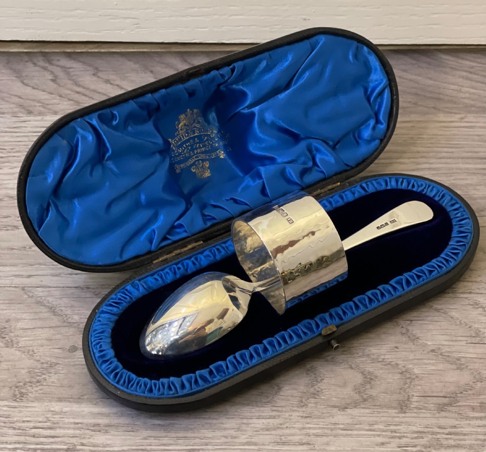 Quality George V Planished Solid Silver Christening Set View VI